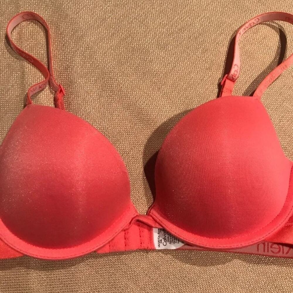 Calvin Klein coral pink molded cup bra
